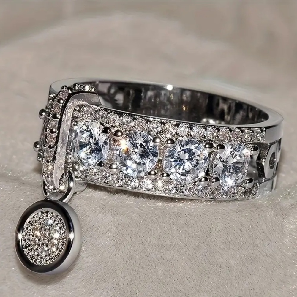 🆕Silver color dangle ring